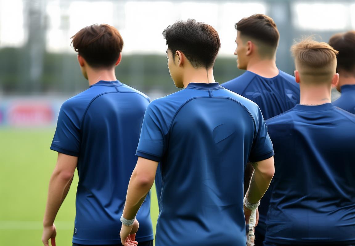 孙兴慜回归热刺更衣室，波斯特科格鲁盛赞其球队领袖核心作用